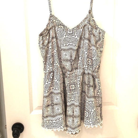 2/$15 Xhilaration- Romper with Pom Poms - Picture 6 of 6